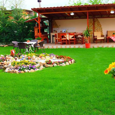 Relax Pozar Hotel Loutraki  Exterior photo