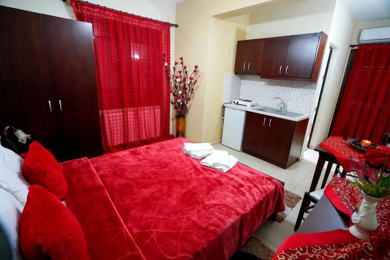 Relax Pozar Hotel Loutraki  Exterior photo