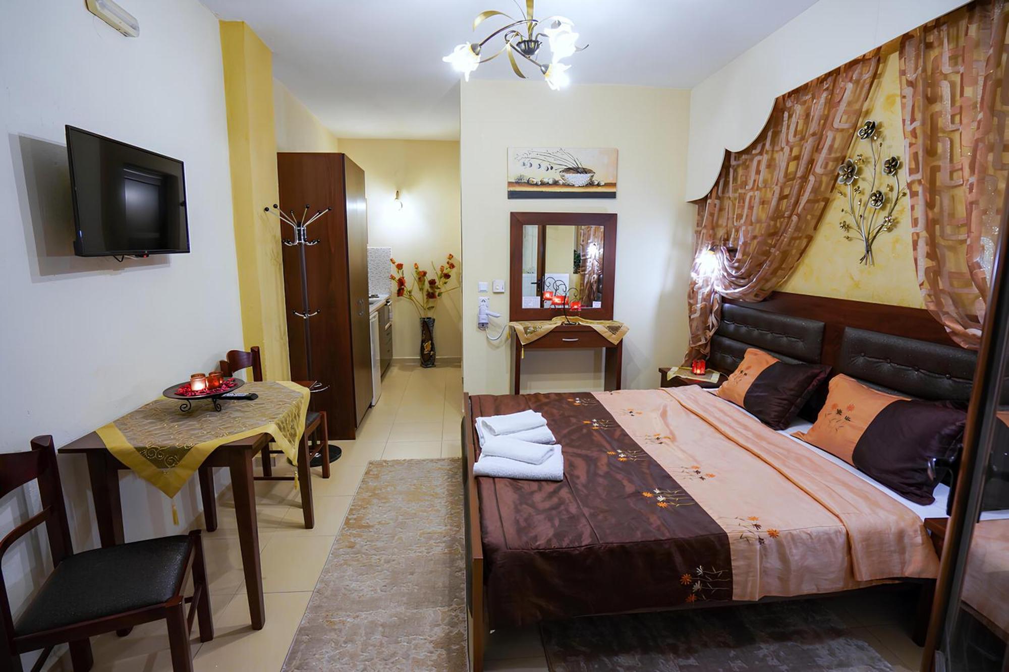 Relax Pozar Hotel Loutraki  Exterior photo